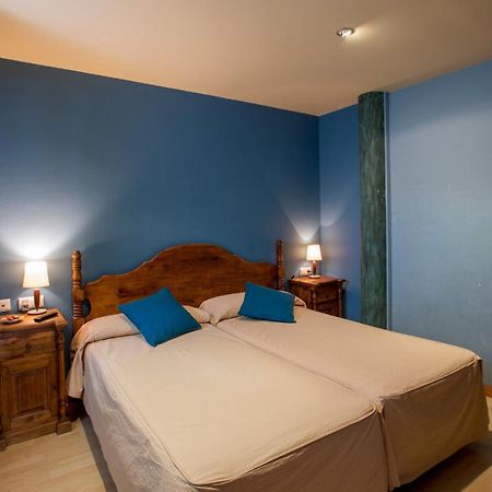 Hotel Rural Los Cerezos De Yanguas Kültér fotó