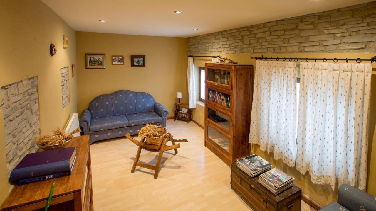 Hotel Rural Los Cerezos De Yanguas Kültér fotó